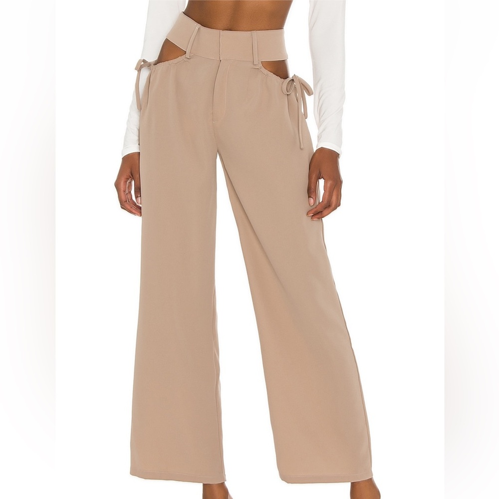 Benny Cut out pants in Khaki